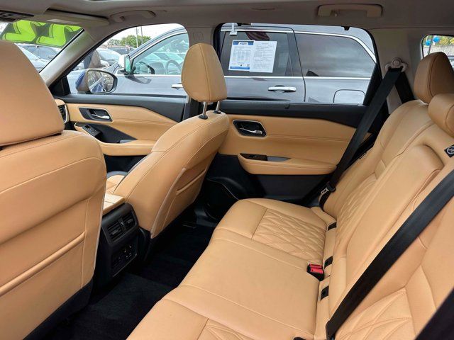 2022 Nissan Rogue Platinum