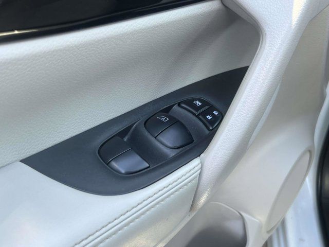 2022 Nissan Rogue Sport SV 2022 Nissan Rogue Sport SV