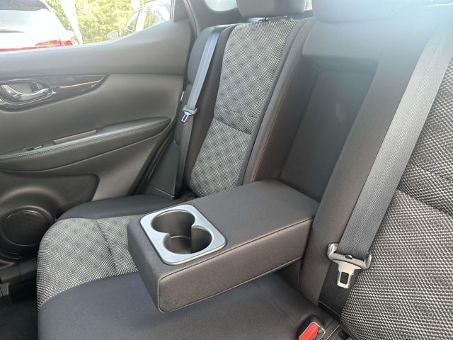 2022 Nissan Rogue Sport AWD SV
