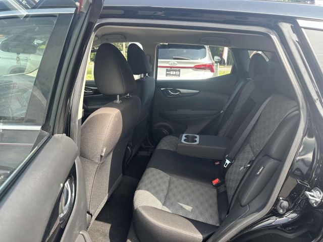 2022 Nissan Rogue Sport AWD SV