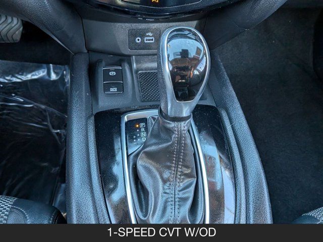 2022 Nissan Rogue Sport SV 2022 Nissan Rogue Sport SV