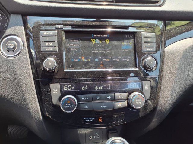 2022 Nissan Rogue Sport SV