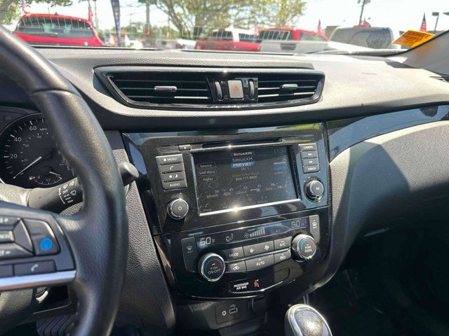 2022 Nissan Rogue Sport SV