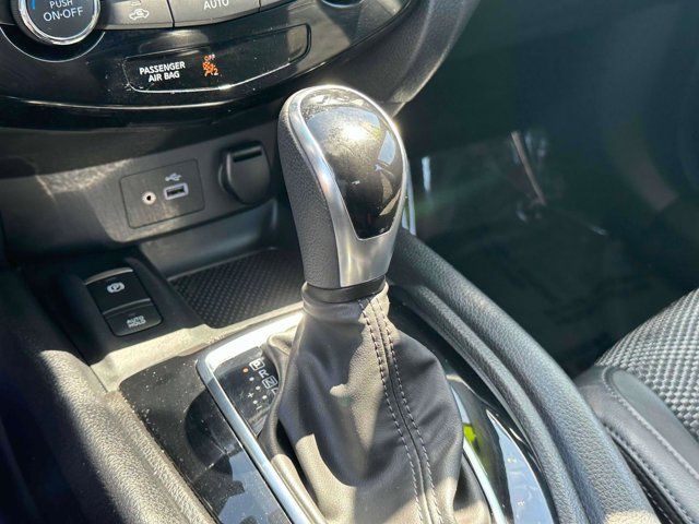 2022 Nissan Rogue Sport SV