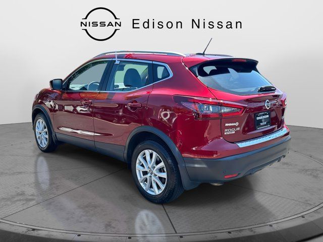 2022 Nissan Rogue Sport SV