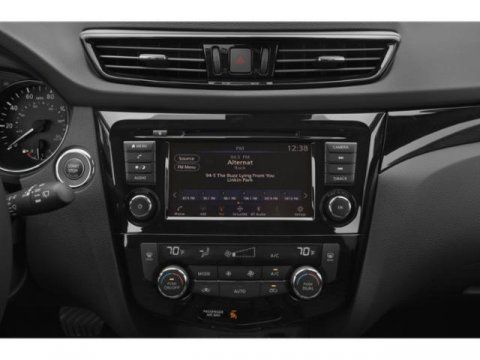 2022 Nissan Rogue Sport SV 2022 Nissan Rogue Sport SV