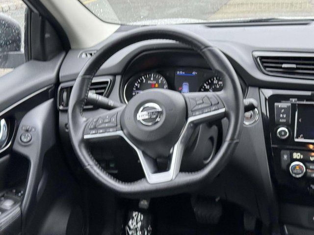 2022 Nissan Rogue Sport SV