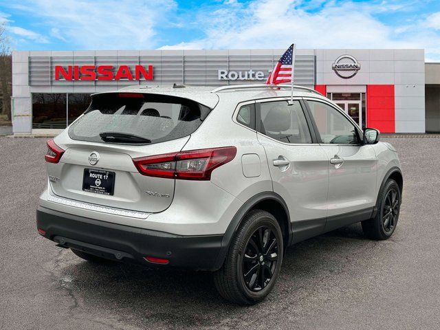 2022 Nissan Rogue Sport SV