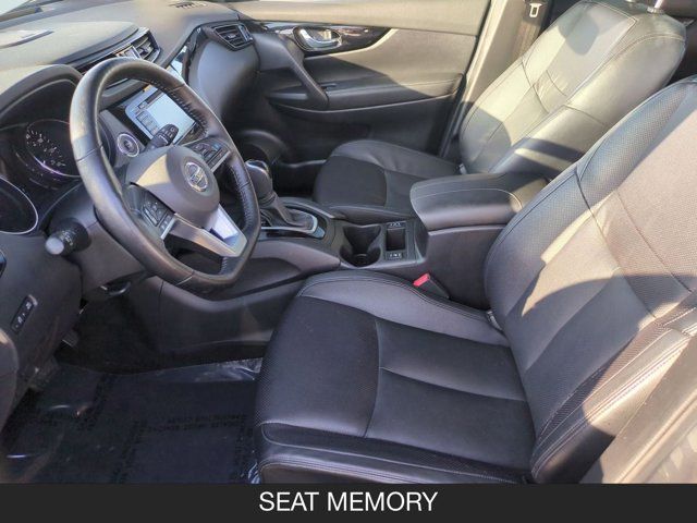 2022 Nissan Rogue Sport SL