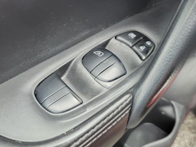 2022 Nissan Rogue Sport AWD SL