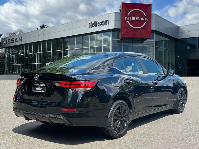 2022 Nissan Sentra S CVT