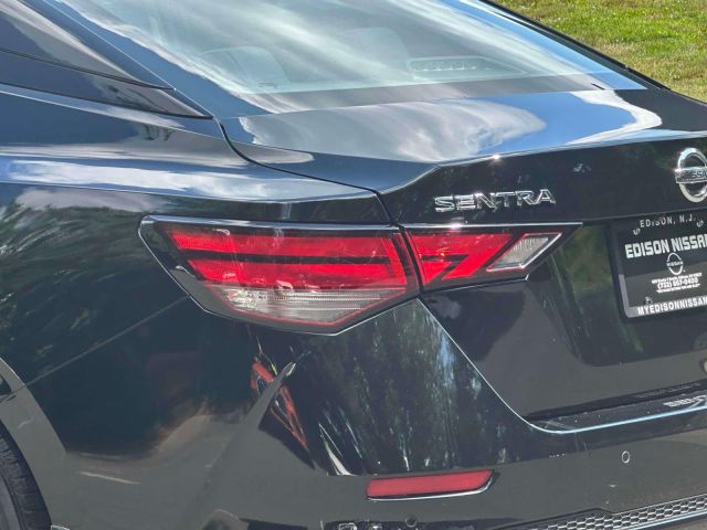 2022 Nissan Sentra S CVT