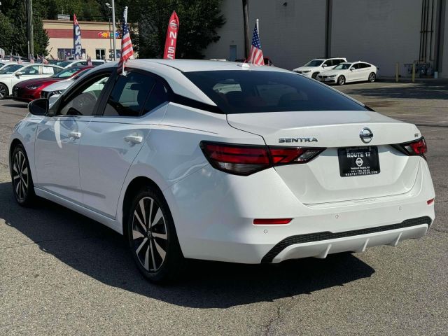 2022 Nissan Sentra SV CVT