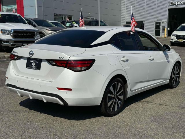 2022 Nissan Sentra SV CVT