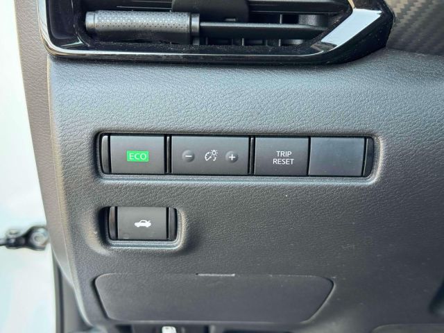 2022 Nissan Sentra SV CVT