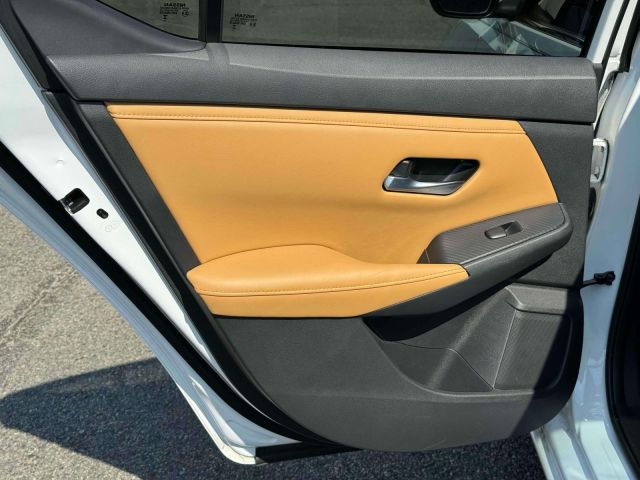 2022 Nissan Sentra SV CVT