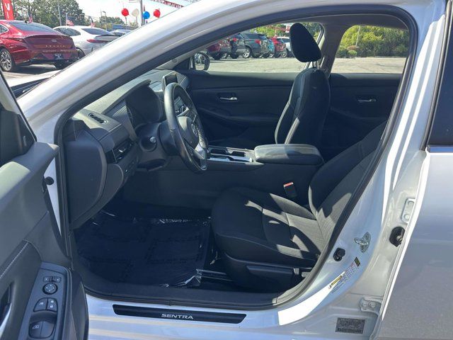 2022 Nissan Sentra SV 2022 Nissan Sentra SV