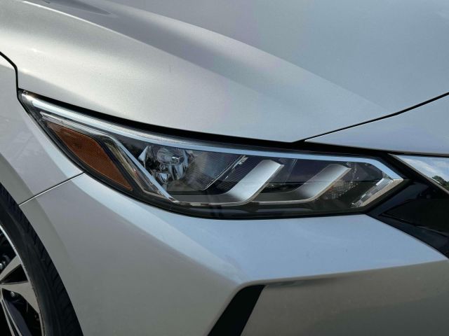 2022 Nissan Sentra SV CVT