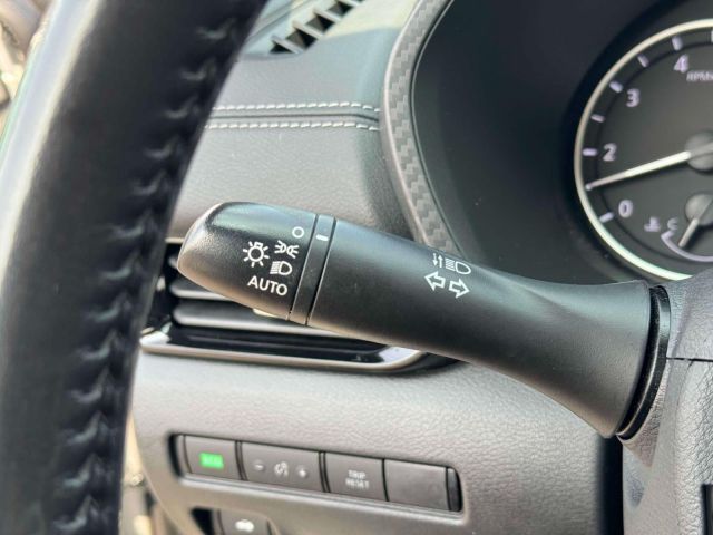 2022 Nissan Sentra SV CVT