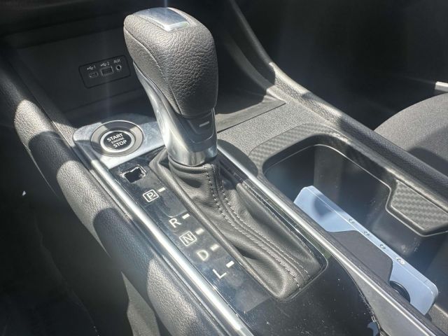 2022 Nissan Sentra SV CVT