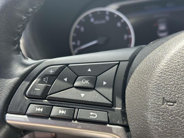 2022 Nissan Sentra SV CVT