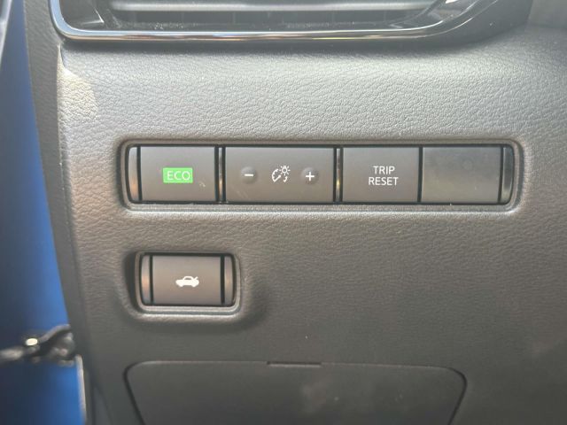 2022 Nissan Sentra SV CVT