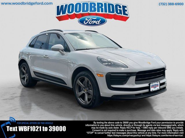 2022 Porsche Macan AWD
