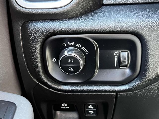2022 Ram 1500 Big Horn 4x4 Quad Cab 64 Box