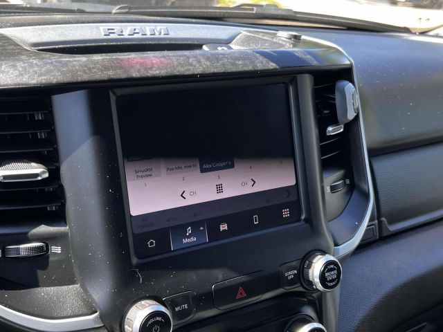 2022 Ram 1500 Big Horn 4x4 Quad Cab 64 Box