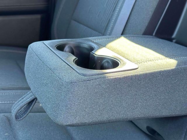 2022 Ram 1500 Big Horn 4x4 Crew Cab 57 Box