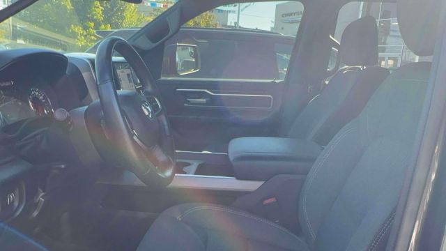 2022 Ram 1500 Big Horn 4x4 Crew Cab 57 Box