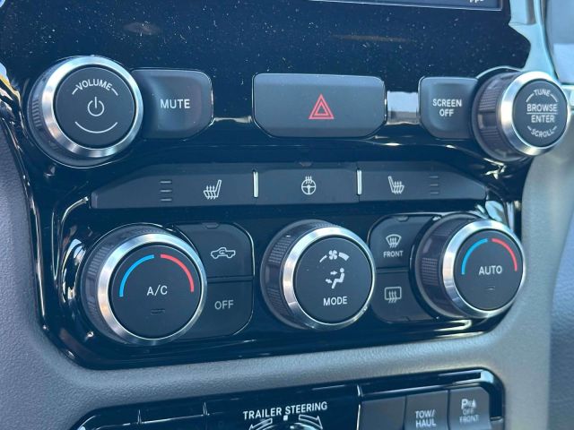 2022 Ram 1500 Big Horn 4x4 Crew Cab 57 Box