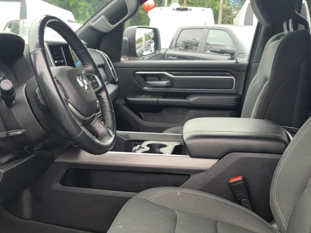 2022 Ram 1500 Big Horn 4x4 Crew Cab 57 Box