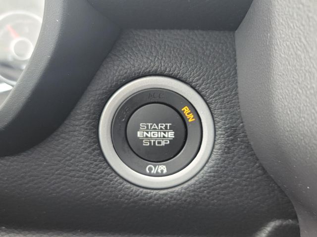 2022 Ram 1500 Big Horn 4x4 Crew Cab 57 Box