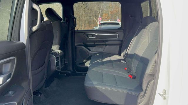 2022 Ram 1500 Big Horn 4x4 Crew Cab 57 Box