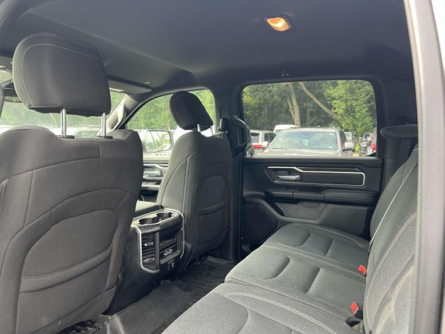 2022 Ram 1500 Big Horn 4x4 Crew Cab 64 Box