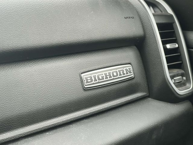 2022 Ram 1500 Big Horn 4x4 Crew Cab 64 Box