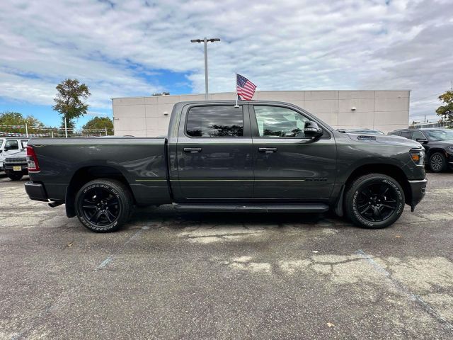 2022 Ram 1500 Big Horn 4x4 Crew Cab 64 Box