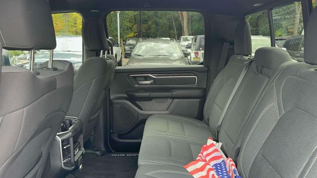 2022 Ram 1500 Big Horn 4x4 Crew Cab 64 Box