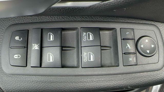 2022 Ram 1500 Big Horn 4x4 Crew Cab 64 Box