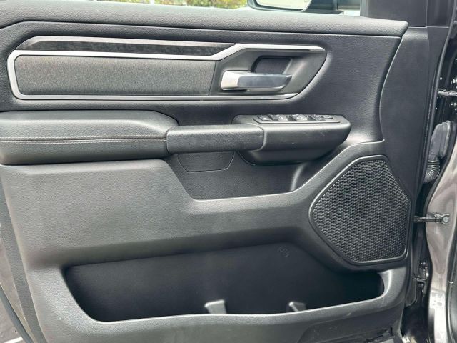 2022 Ram 1500 Big Horn 4x4 Crew Cab 64 Box