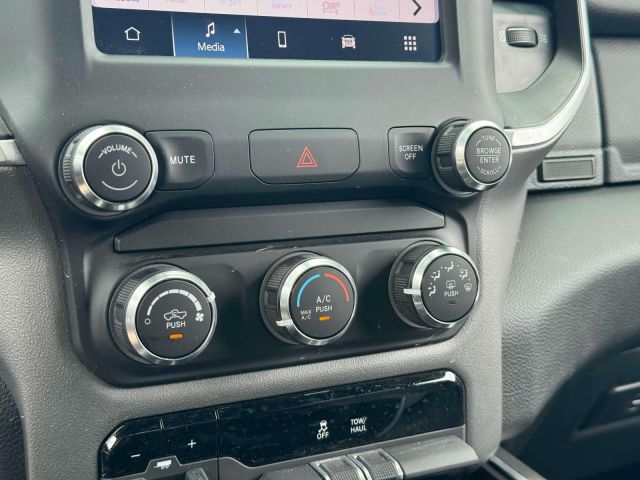2022 Ram 1500 Big Horn 4x4 Crew Cab 64 Box