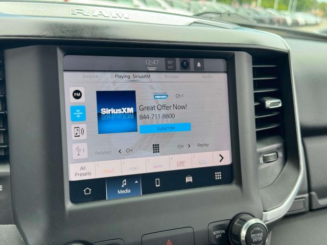 2022 Ram 1500 Big Horn 4x4 Crew Cab 64 Box