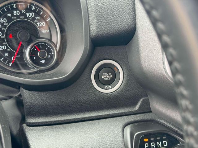 2022 Ram 1500 Big Horn 4x4 Crew Cab 64 Box