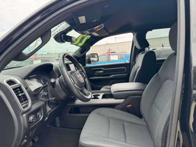 2022 Ram 1500 Big Horn 4x4 Crew Cab 64 Box