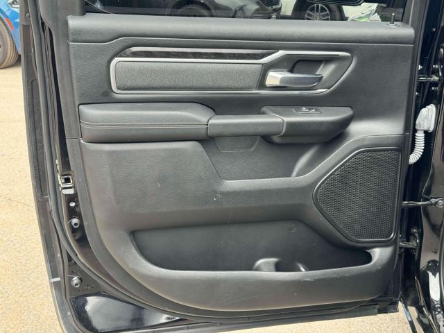 2022 Ram 1500 Big Horn 4x4 Crew Cab 64 Box