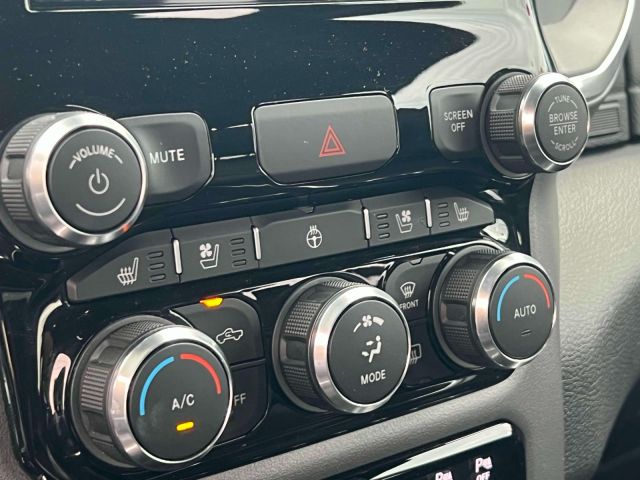 2022 Ram 1500 Laramie 4x4 Crew Cab 57 Box