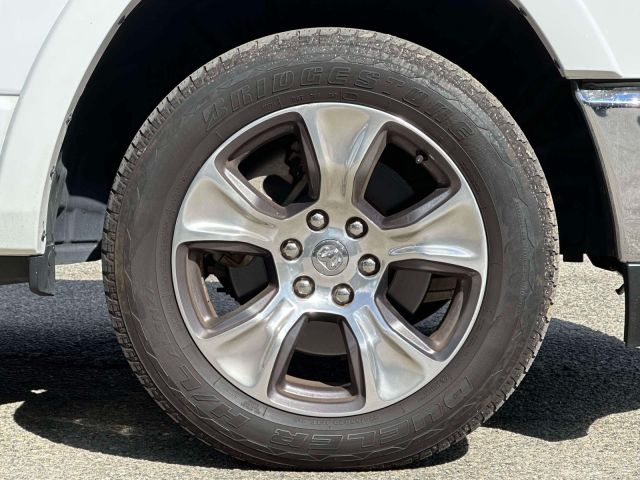 2022 Ram 1500 Laramie 4x4 Crew Cab 57 Box