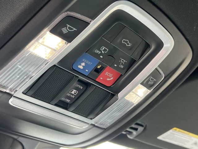 2022 Ram 1500 Laramie 4x4 Crew Cab 57 Box