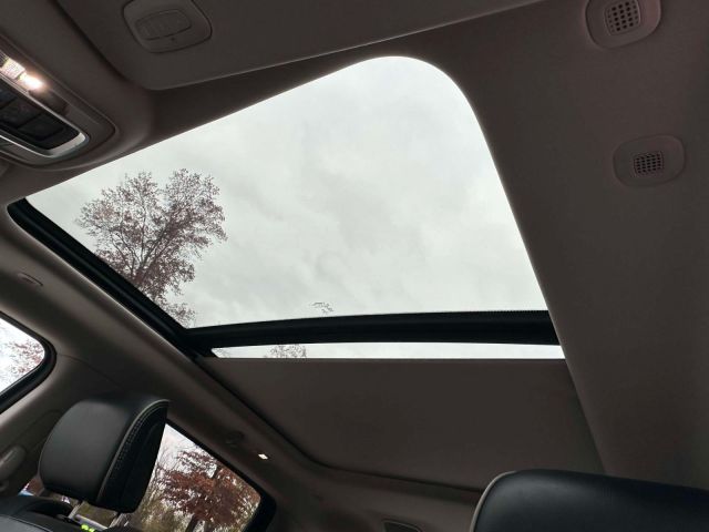 2022 Ram 1500 Laramie 4x4 Crew Cab 57 Box